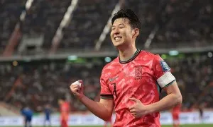 Son Heung-min cán mốc 50 bàn cho Hàn Quốc