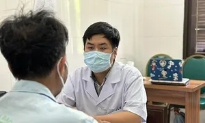 Hút thuốc lá điện tử trộn cần sa, nam thanh niên rối loạn tâm thần Hút thuốc lá điện tử trộn cần sa, nam thanh niên rối loạn tâm thần