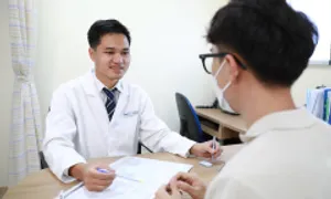 Thay khớp háng ở tuổi đôi mươi Thay khớp háng ở tuổi đôi mươi