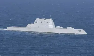 Tàu khu trục Zumwalt mang tên lửa siêu thanh mạnh thế nào?