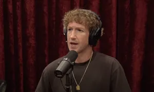 Mark Zuckerberg chê Apple 'dựa vào iPhone gần 20 năm'